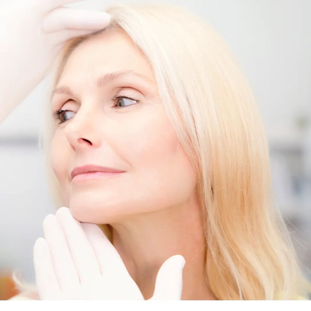 facelift tváre žena